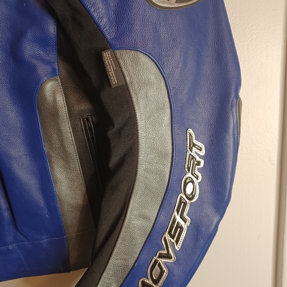 AVG Leather Motercyvle Jacket sz 44 - Picture 3 of 11